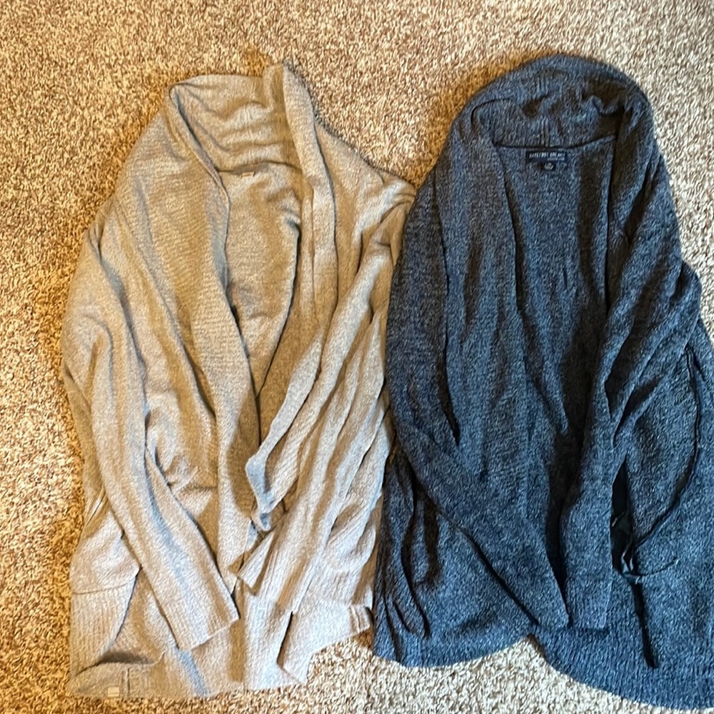 Barefoot Dreams Cozy Open-Front Cardigans in Navy And Tan L/XL